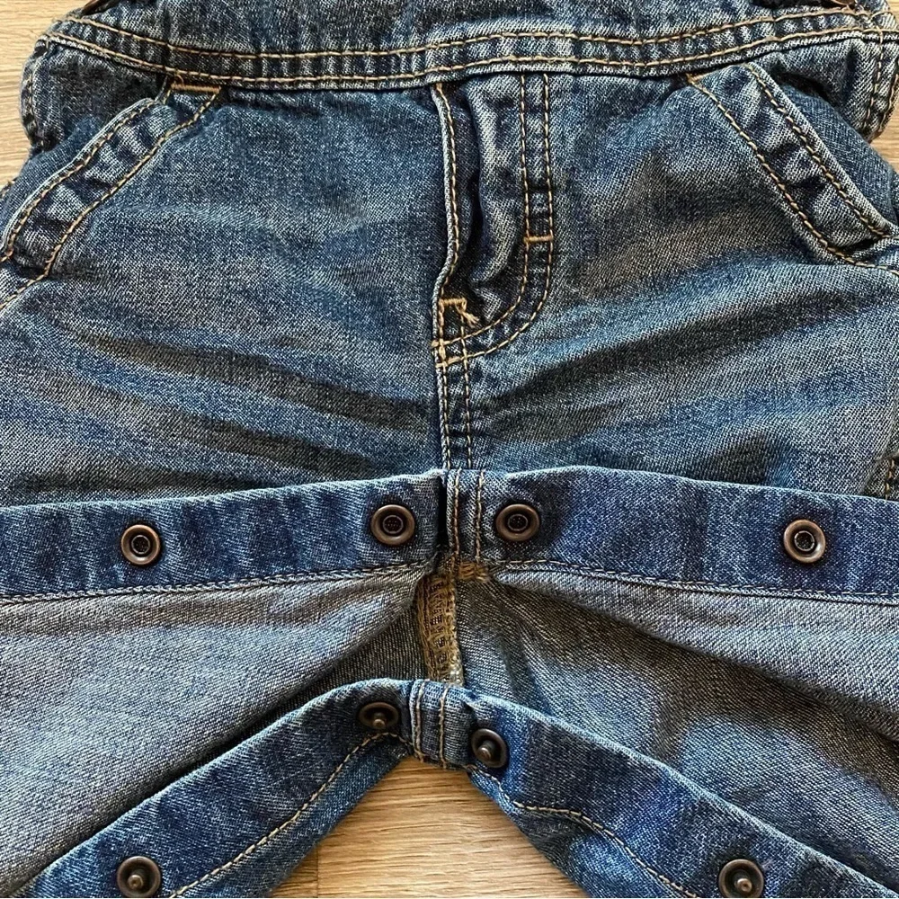OshKosh B' Gosh Denim Bib Overalls Blue Jeans Toddler Kids Size 12 Months